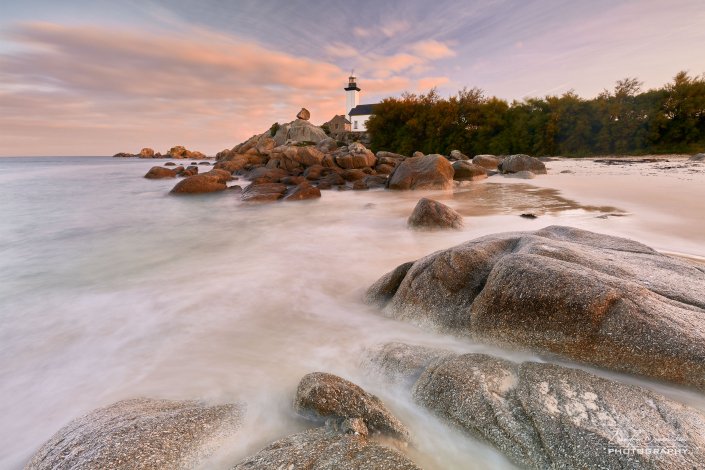 Pontusval Lighthouse