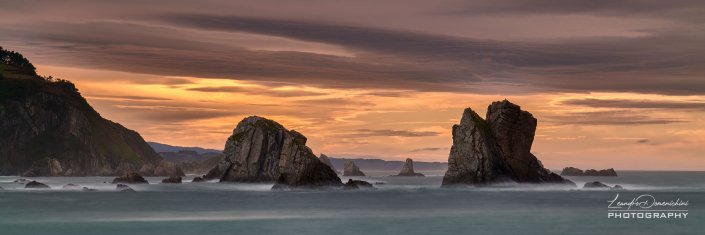 Playa del Silencio, Asturias, Spain - Aspect ratio 3:1, Extended Panorama Playa del Silencio